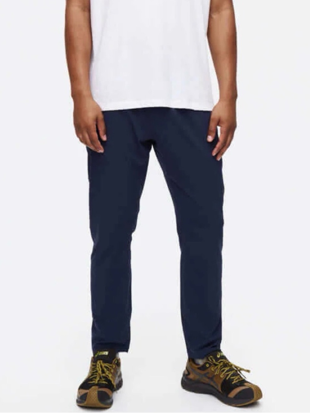 Outdoor Voices Zephyr Pants size Medium Navy